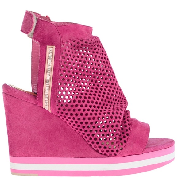 Bikkembergs Fuschia Pink Strappy Cape Robbin Heels. Pre owned. Size 39. - Picture 4 of 11